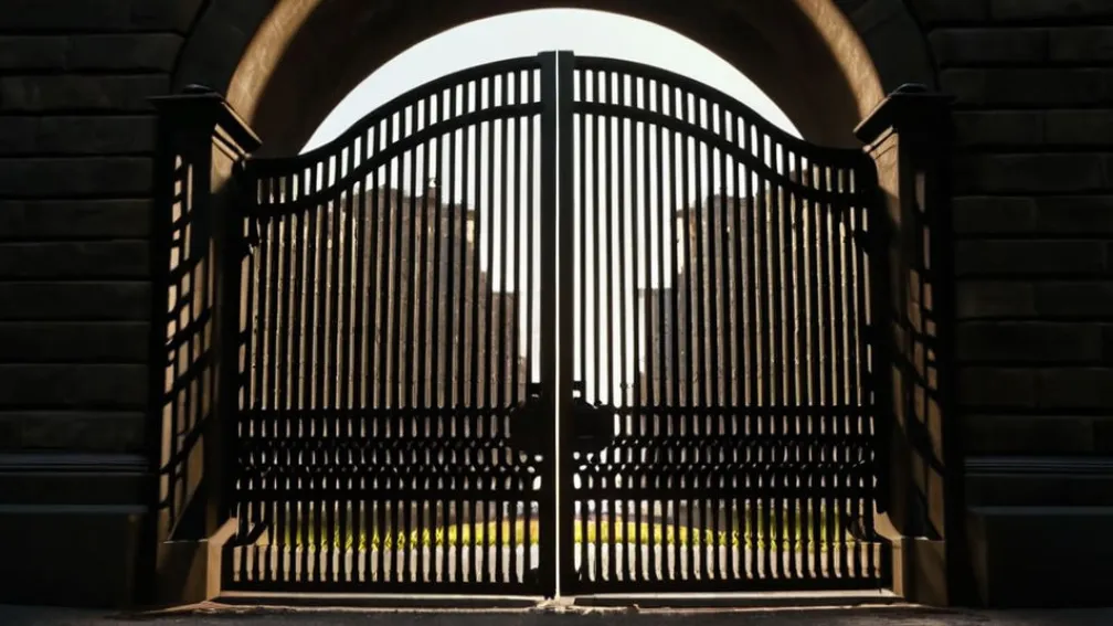 Экс-президент Саркози освобожден из-под стражи: решение апелляционного суда во Франции