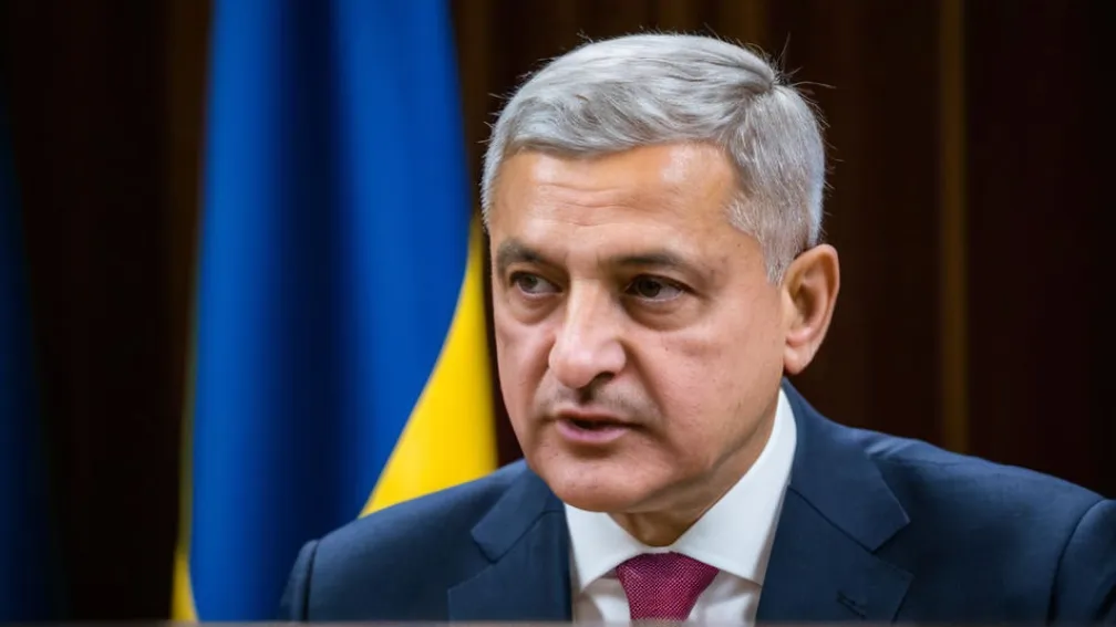 Нападение на 90-летнего пенсионера в Германии: грабитель в белом тяжело ранил жертву