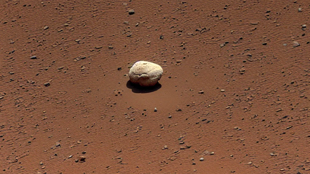 NASA: На Марсе найден странный «попкорн»