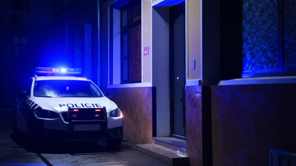 Неудачная попытка ограбления бара в Ольденбурге: грабители в бегах после сигнала тревоги