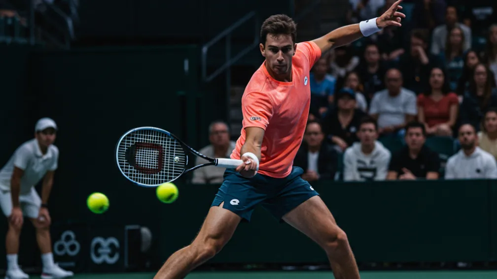 Зверев вышел в полуфинал BMW Open
