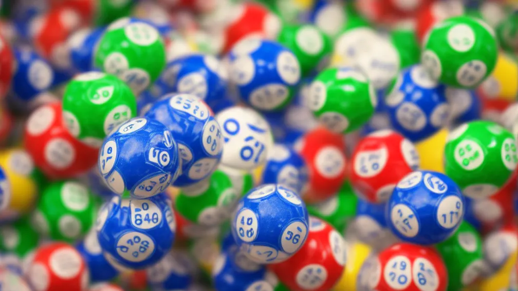 Выигрыш в Powerball: миллионер избил полицейского