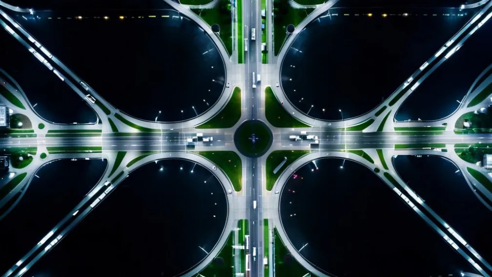 Аэропорт Эйндховен временно закрыт из-за дронов: Угроза в небе над Европой