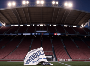 Неожиданный сюрприз: Фанаты в Ньюкасле порадовали Ника Вольтемаде