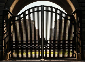 Экс-президент Саркози освобожден из-под стражи: решение апелляционного суда во Франции