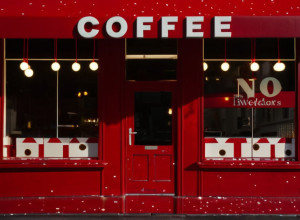 Атаки на сеть кофеен LAP Coffee в Германии: Что говорит основатель о конфликте вокруг доступного кофе