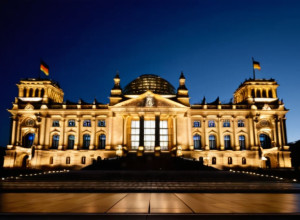 Фридрих Мерц отмечает 70-летие: Что желают граждане канцлеру?