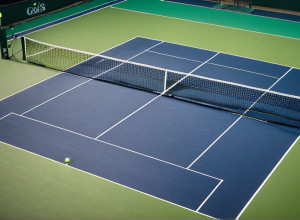 Зверев под угрозой вылета: пятое поражение подряд от Синнера на итоговом турнире