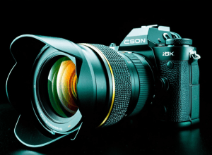 Скандал в Берлине: Осужденная за детскую порнографию дрэг-королева вела гала-концерт полиции