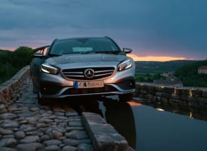 Пожилая женщина не пострадала при опрокидывании автомобиля в Бад-Кройцнахе