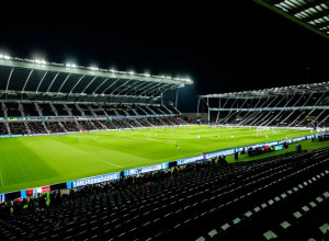 Болельщики в ярости: Скандал с ценами на билеты перед "Восточным дерби" в Германии