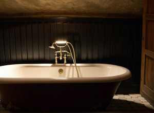 Суд над матерью в Германии: обвинение в убийстве младенца в ванной