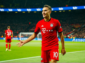 Гримальдо – Свободный Гений Хюльманда: Ключевой Игрок "Байера"