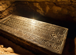 Загадочный артефакт найден в древнем кургане