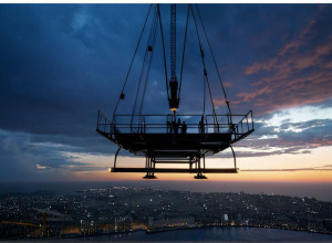 Семья спасена с высоты 45 метров после ЧП в ресторане Sky-Dining в Индии