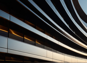 Умер Фрэнк Гери: Легендарный Архитектор, Изменивший Мир Дизайна в 96 Лет