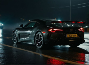 Обвинение в убийстве против «гонщика-понтореза»: В Германии 19-летняя Ханна погибла под колесами Mercedes