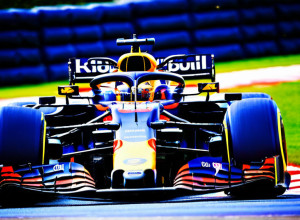 Смена пилотов в Red Bull: Хаджар заменит Цуноду в команде Ферстаппена!