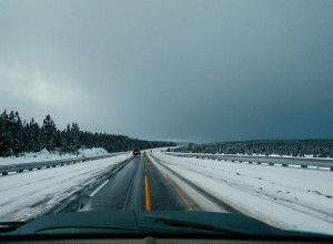Массовое ДТП в США: Зимний шторм привел к столкновению 50 автомобилей в Индиане