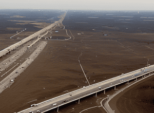 Грузовик горит на A2 в Германии: трасса перекрыта