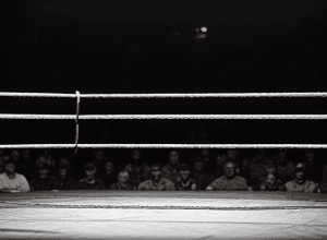 Дебют звезды в маске на SmackDown 4 апреля