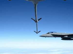 Опасный маневр: дозаправка F-35 в воздухе