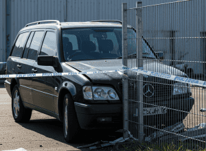 Фульда: Водитель Mercedes скрылся с места ДТП