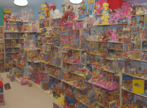 Barbie, Furby, Pokémon и другие: старые игрушки могут принести большие деньги
