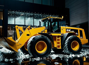 Таран ювелирного магазина в Фюрте: Видеозапись показывает хаос, устроенный погрузчиком