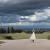 Первый зарубежный визит канцлера Германии Мерца: теплый прием в Париже, "холодный душ" в Варшаве