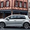 ДТП в Германии: Женщина скрылась после столкновения с припаркованным VW в Фиссау