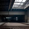 Мужчина упал на рельсы под прибывающий поезд на вокзале Штутгарта