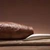 17-летний немец осваивает редкую профессию: Крутит сигары вручную, как 200 лет назад