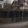 Трагедия в Гунценхаузене: мужчина погиб, делая подтягивания на стройлесах