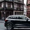 В Германии скутеристы атаковали Audi: водительницу преследовали и повредили авто