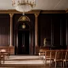 Пенсионер с собакой устроил переполох на заседании городского совета в Германии
