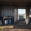 В Германии из контейнера украли конное снаряжение на €800: полиция ищет свидетелей