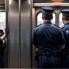 В Магдебурге пьяный пассажир напал на проводника поезда и полицейских