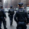 Полиция в Берлине провела обыски в рамках розыска террористов РАФ Штауба и Гарвега