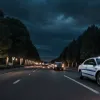 Полицейская погоня в Чехии: Мотоциклист на скорости 170 км/ч потерял во время бегства… сосиски