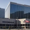 Сотрудники Commerzbank протестуют против угрозы поглощения Unicredit на собрании акционеров