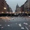 В Берлине на демонстрации жестоко избили полицейского: "Выжил чудом"