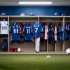 Игрок HSV Жан-Люк Домпе вышел на поле с необычной прической: что сказал Роберт Глацель?