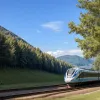 Новый поезд ICE установил рекорд скорости в Германии: 405 км/ч