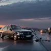 Тяжелое ДТП на трассе A52 в Германии: Mercedes перевернулся, водитель в критическом состоянии