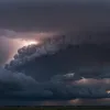 На Германию надвигается новая волна непогоды: град, грозы и угроза торнадо