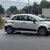 В Германии: Водитель Fiat не заметила мотоциклистку – серьезное ДТП в Энгдене