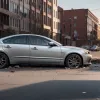В Бишофсхайме внедорожник сбежал с места ДТП, повредив припаркованный автомобиль