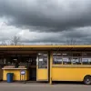 Водитель автобуса расплакался на камеру из-за закрытия любимой закусочной в Германии