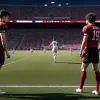 Игрок "Бока Хуниорс" яростно напал на судью после красной карточки по ВАР